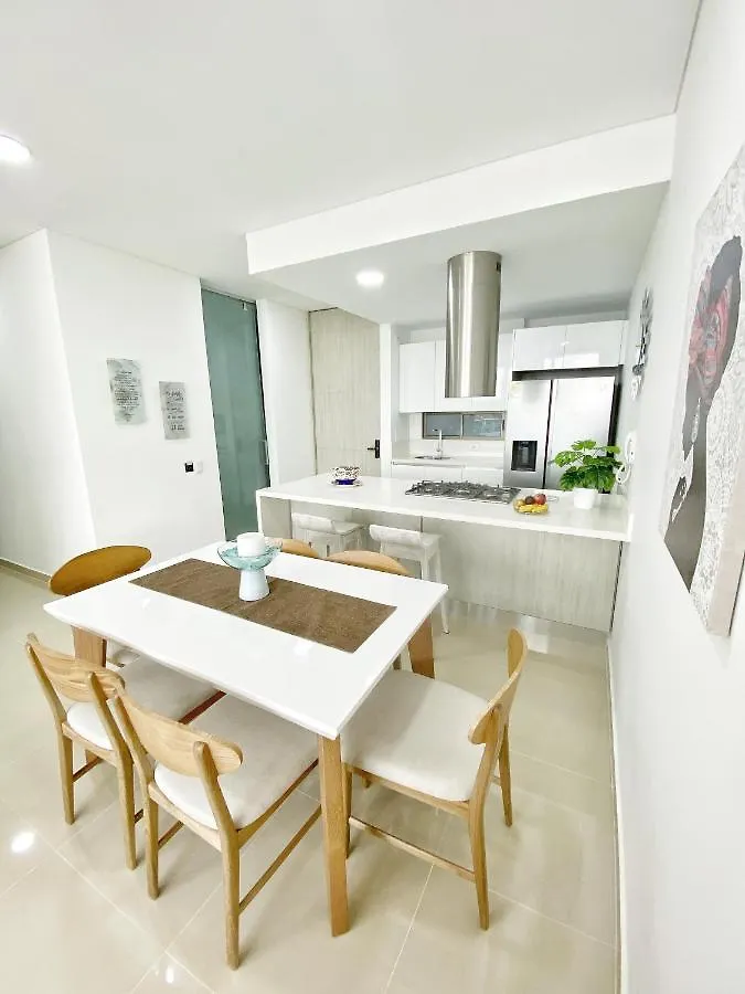 Apartamento Encantador Samaria Club de playa, 3 alcobas 6 personas Playa Privada Santa Marta